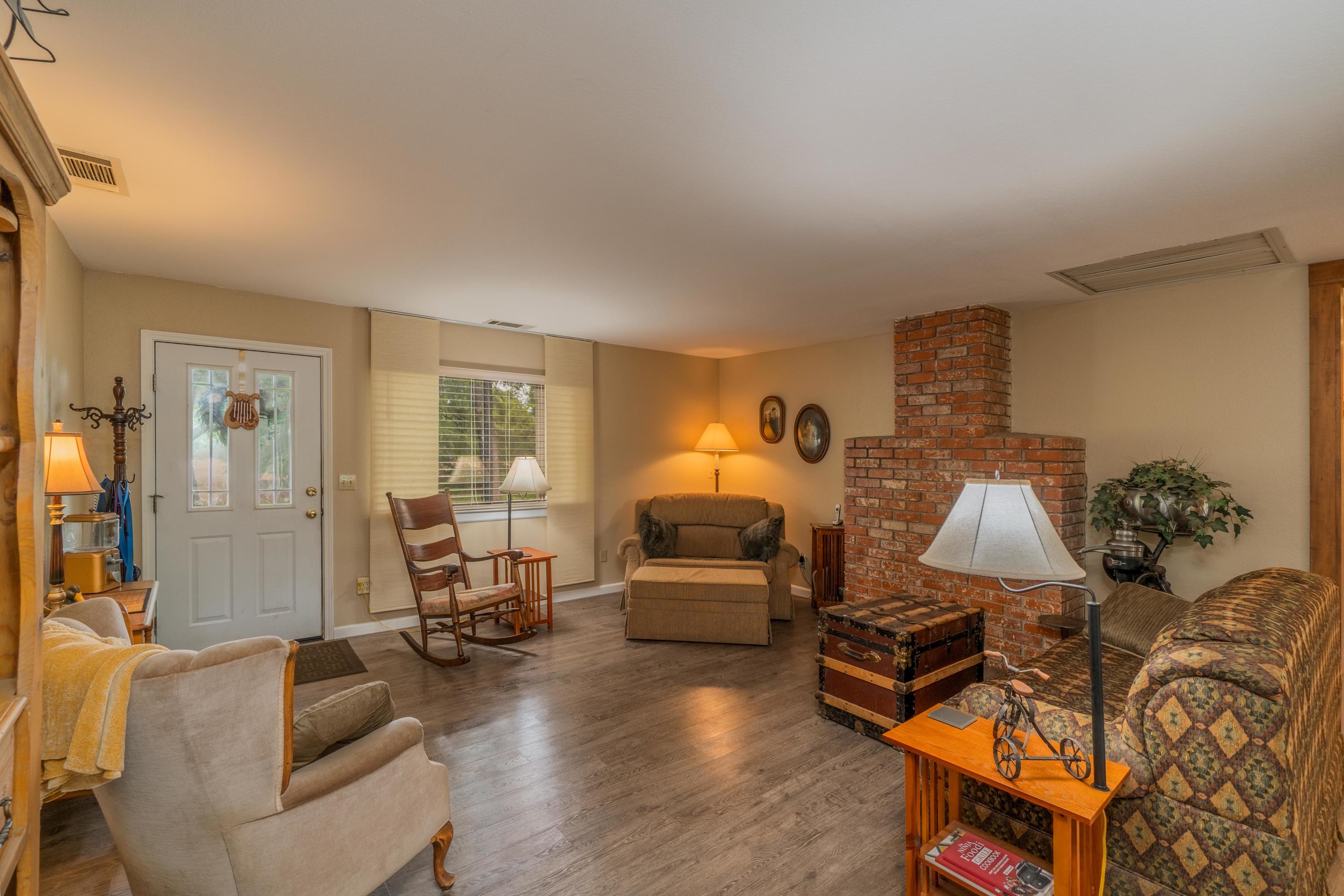 20739 Old Alturas Road Redding, CA 96003 - Photo 5 of 49 Untitled-60