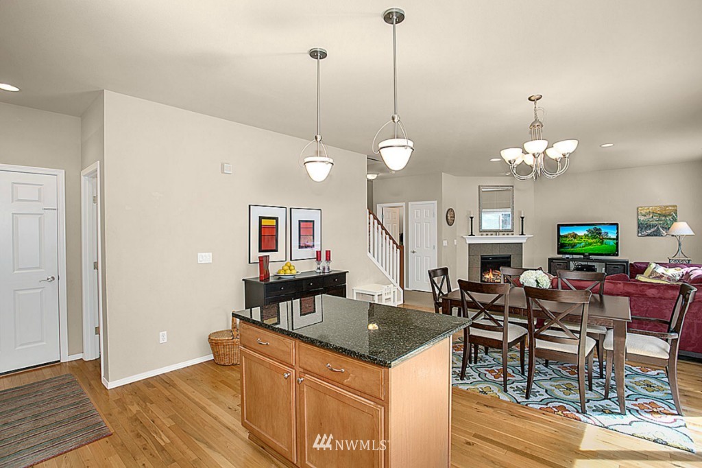 22934 27th Drive Southeast, Unit 8 Bothell, WA 98021 - Photo 11 of 25