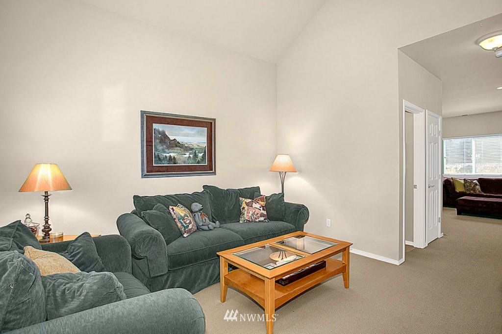 22934 27th Drive Southeast, Unit 8 Bothell, WA 98021 - Photo 4 of 25