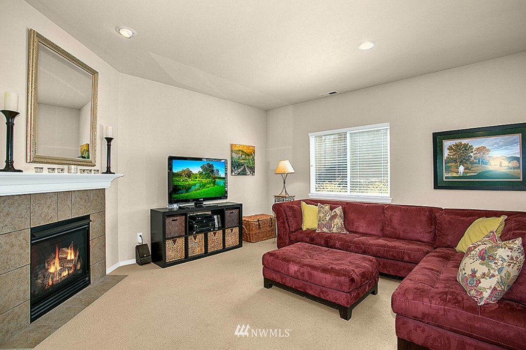 22934 27th Drive Southeast, Unit 8 Bothell, WA 98021 - Photo 6 of 25