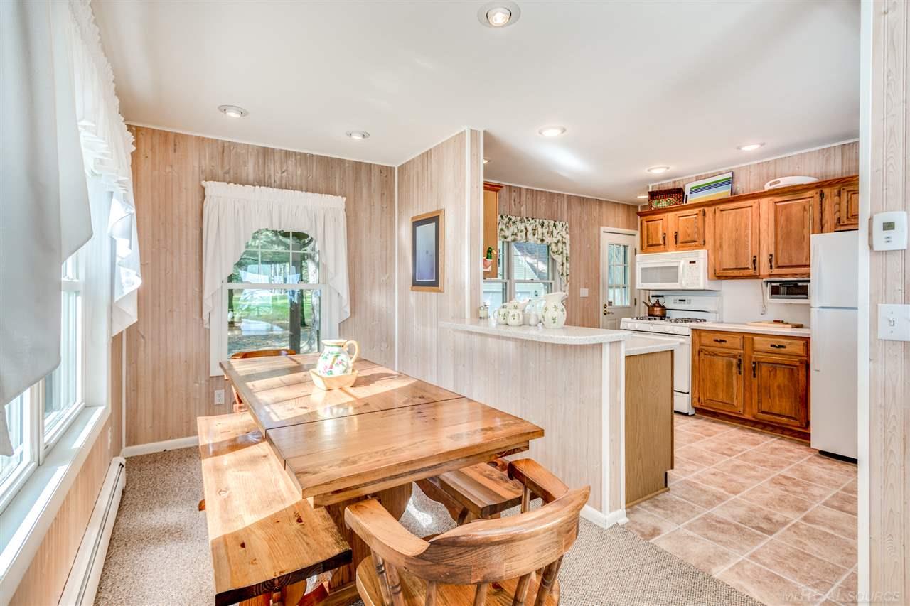 3955 Lakeshore Road Lexington, MI 48450 - Photo 22 of 51 31397860-21.JPG