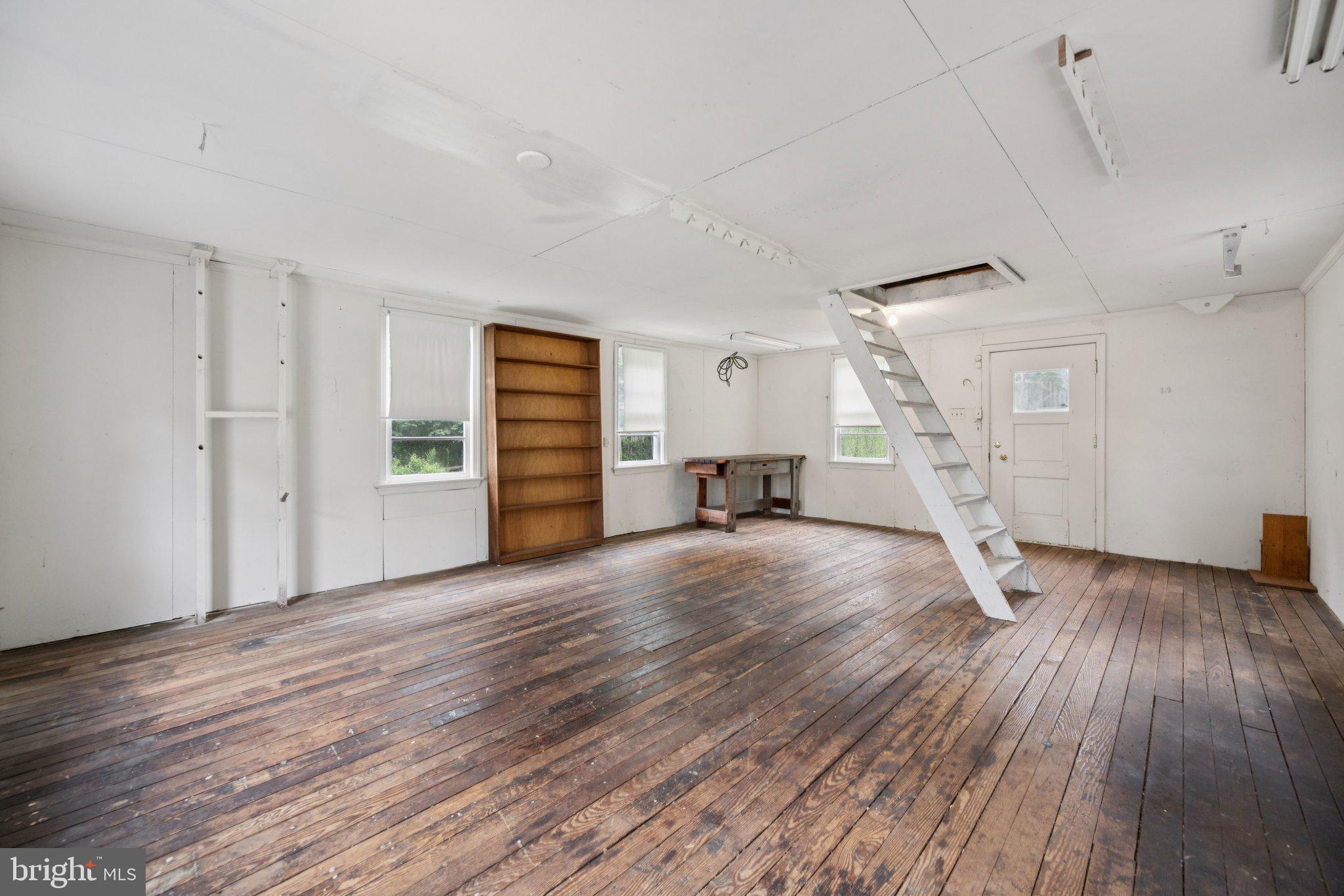 710 Silver Spring Avenue Silver Spring, MD 20910 - Photo 4 of 41 Gallery Image 4