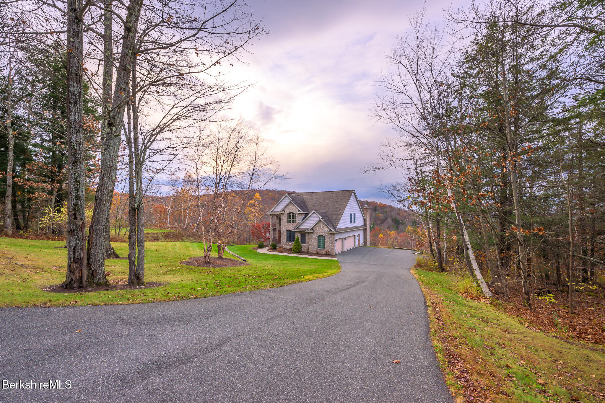 201 Chanterwood Road Lee, MA 01238 - Photo 29 of 33 201 Chanterwood