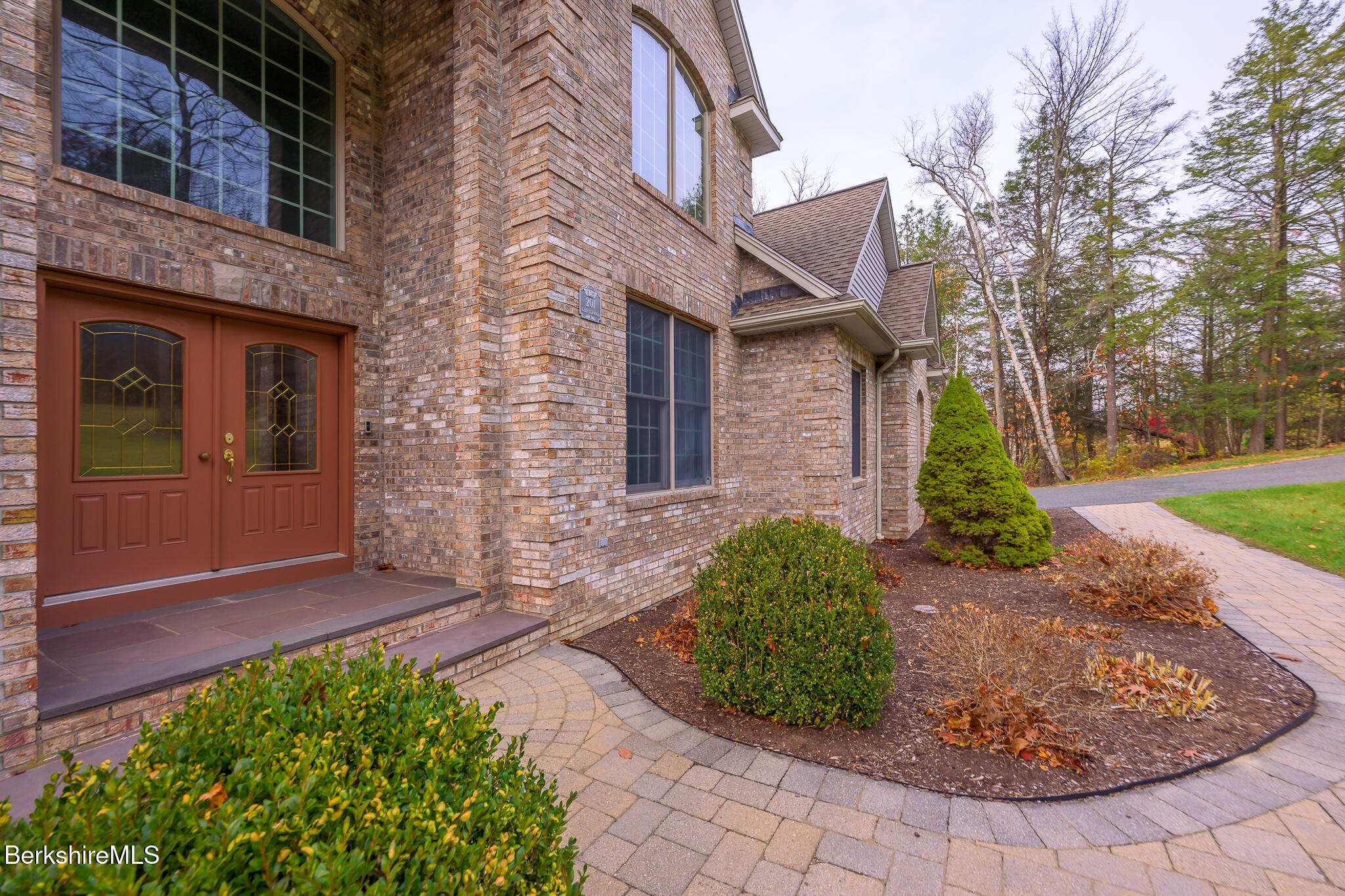 201 Chanterwood Road Lee, MA 01238 - Photo 3 of 33 201 Chanterwood Rd