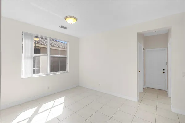 $4,875 | 872 Tanglewood Circle, Weston, FL 33327