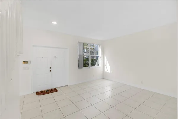 $4,875 | 872 Tanglewood Circle, Weston, FL 33327
