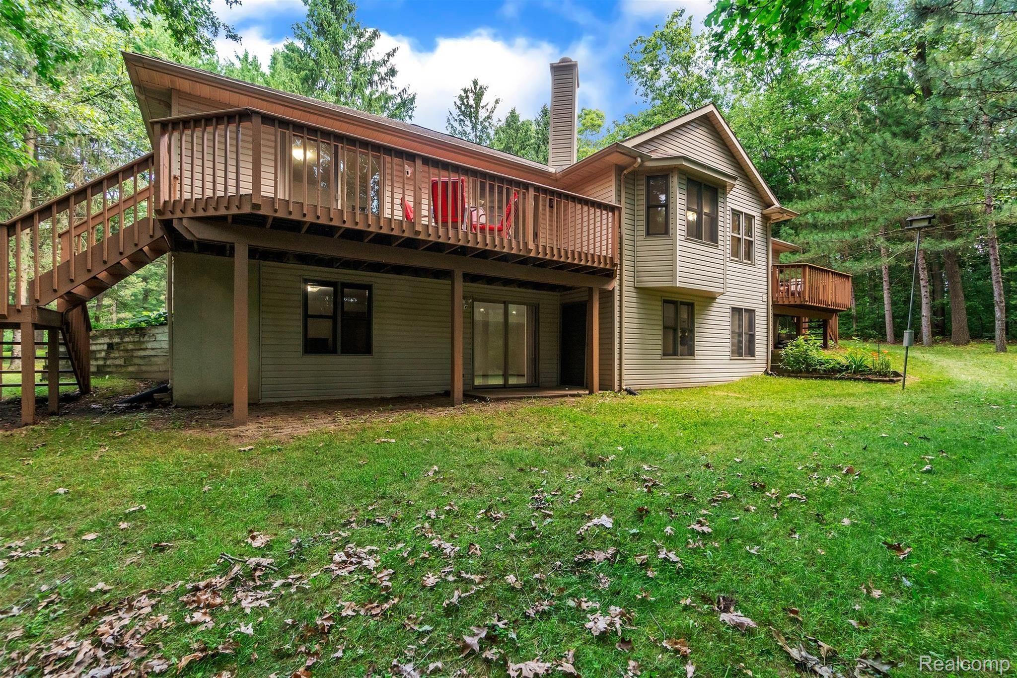 1387 Wind River Road Milford, MI 48381 - Photo 42 of 60 44-1387 Wind River Rd-WindowStill-R.jpg
