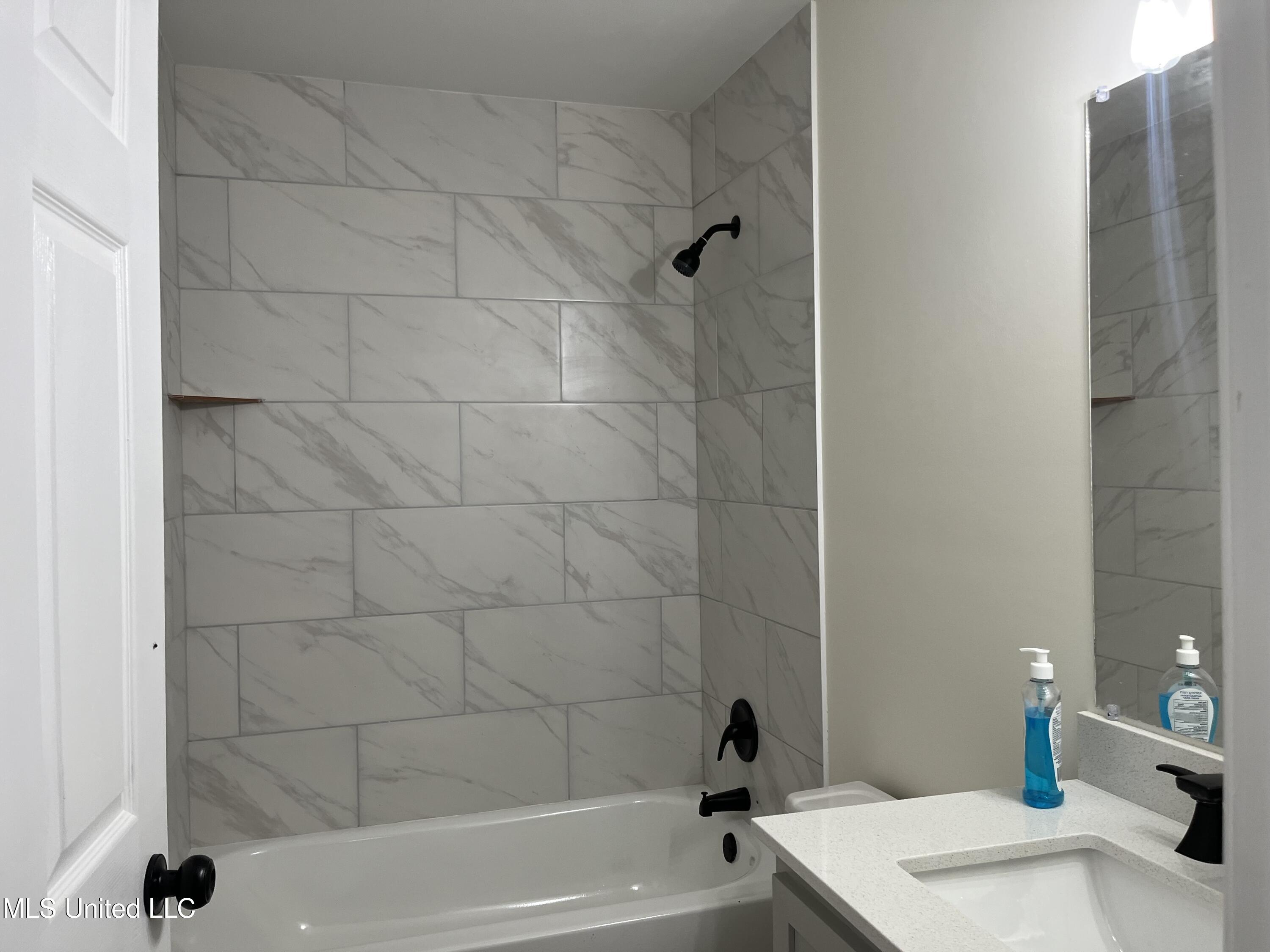 3707 South Red Banks Road Byhalia, MS 38611 - Photo 13 of 16 IMG_6677