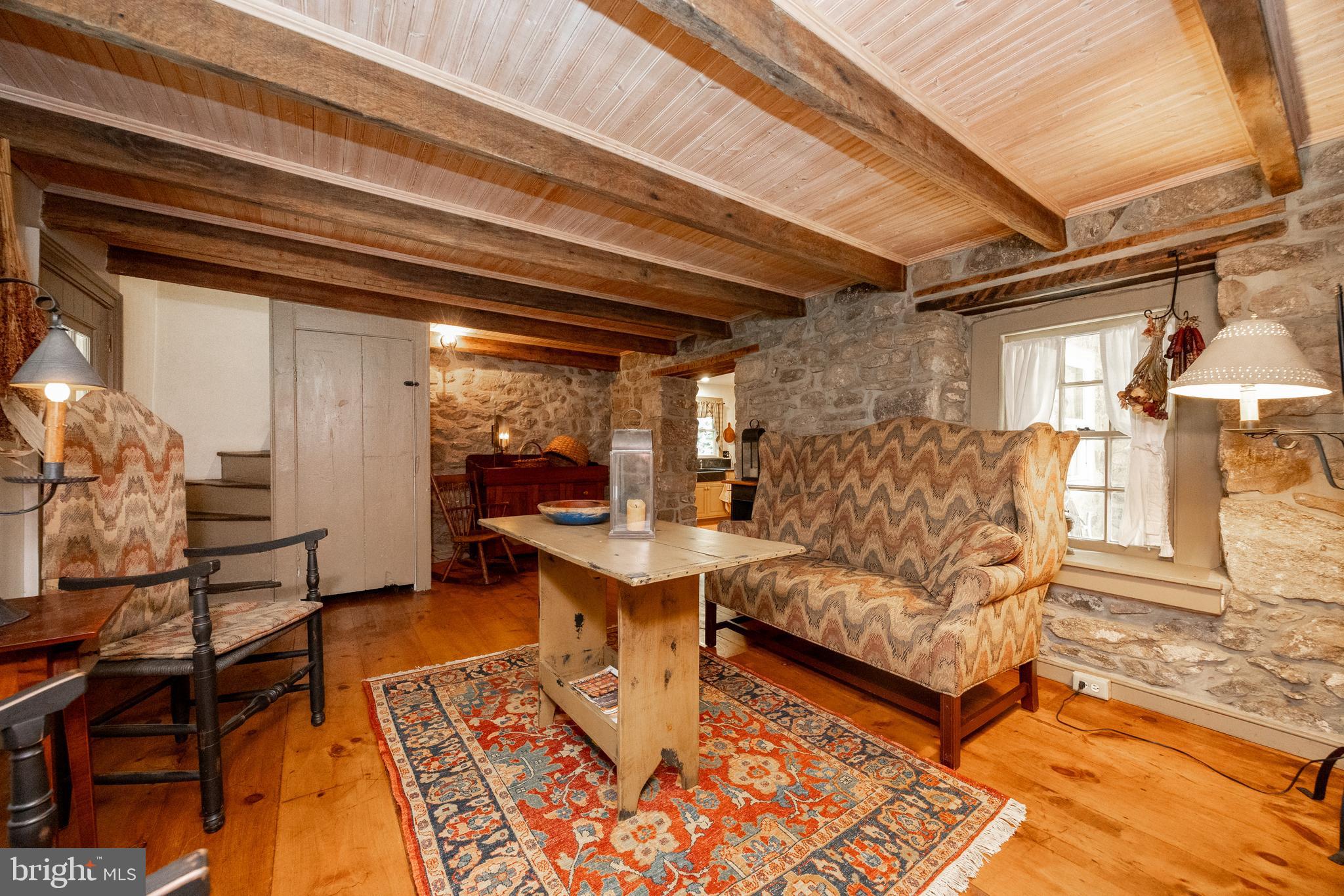 957 Mt Pleasant Road Pottstown, PA 19465 - Photo 18 of 48 Living Room w/Beams