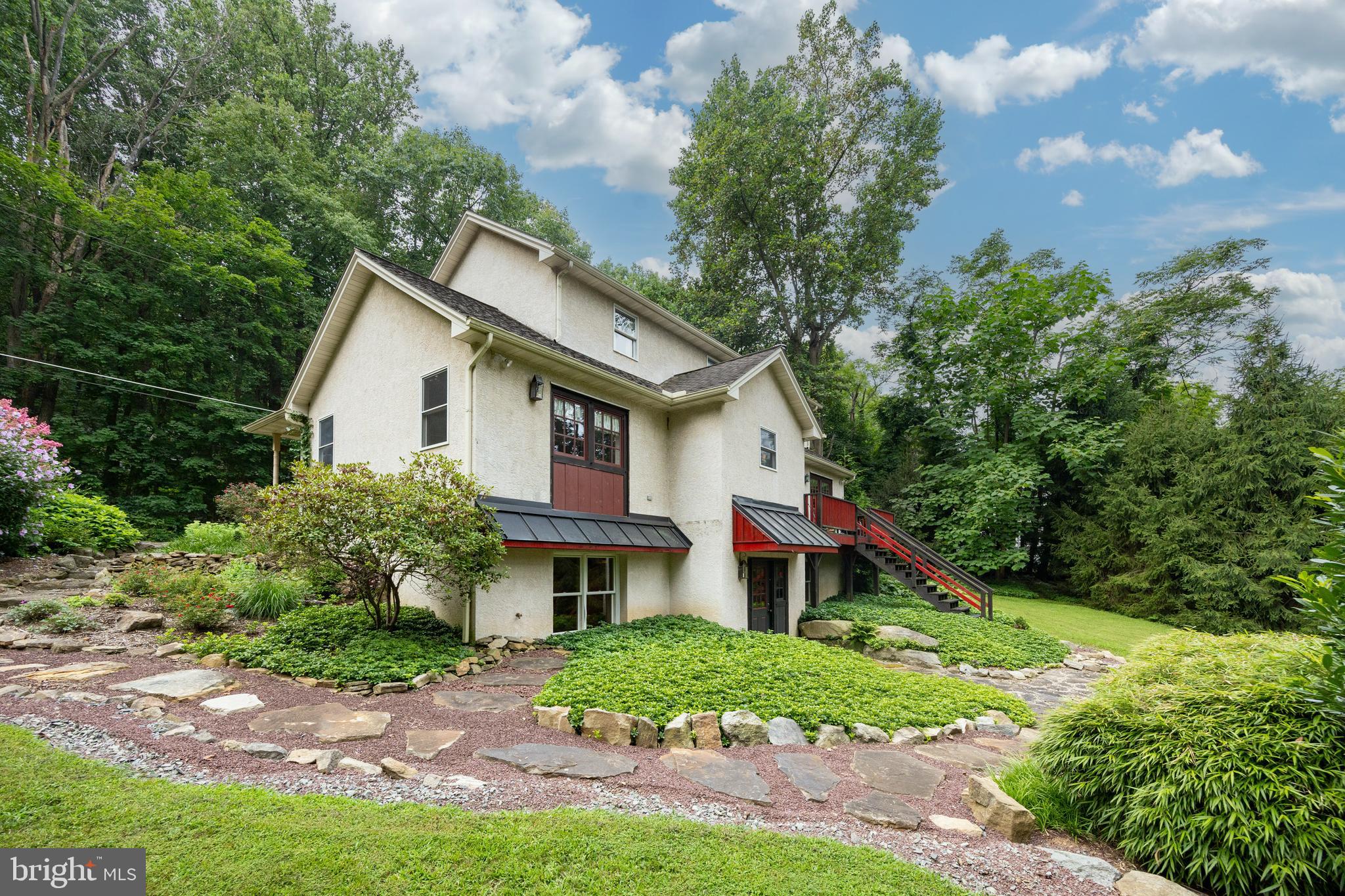 957 Mt Pleasant Road Pottstown, PA 19465 - Photo 48 of 48 Back View