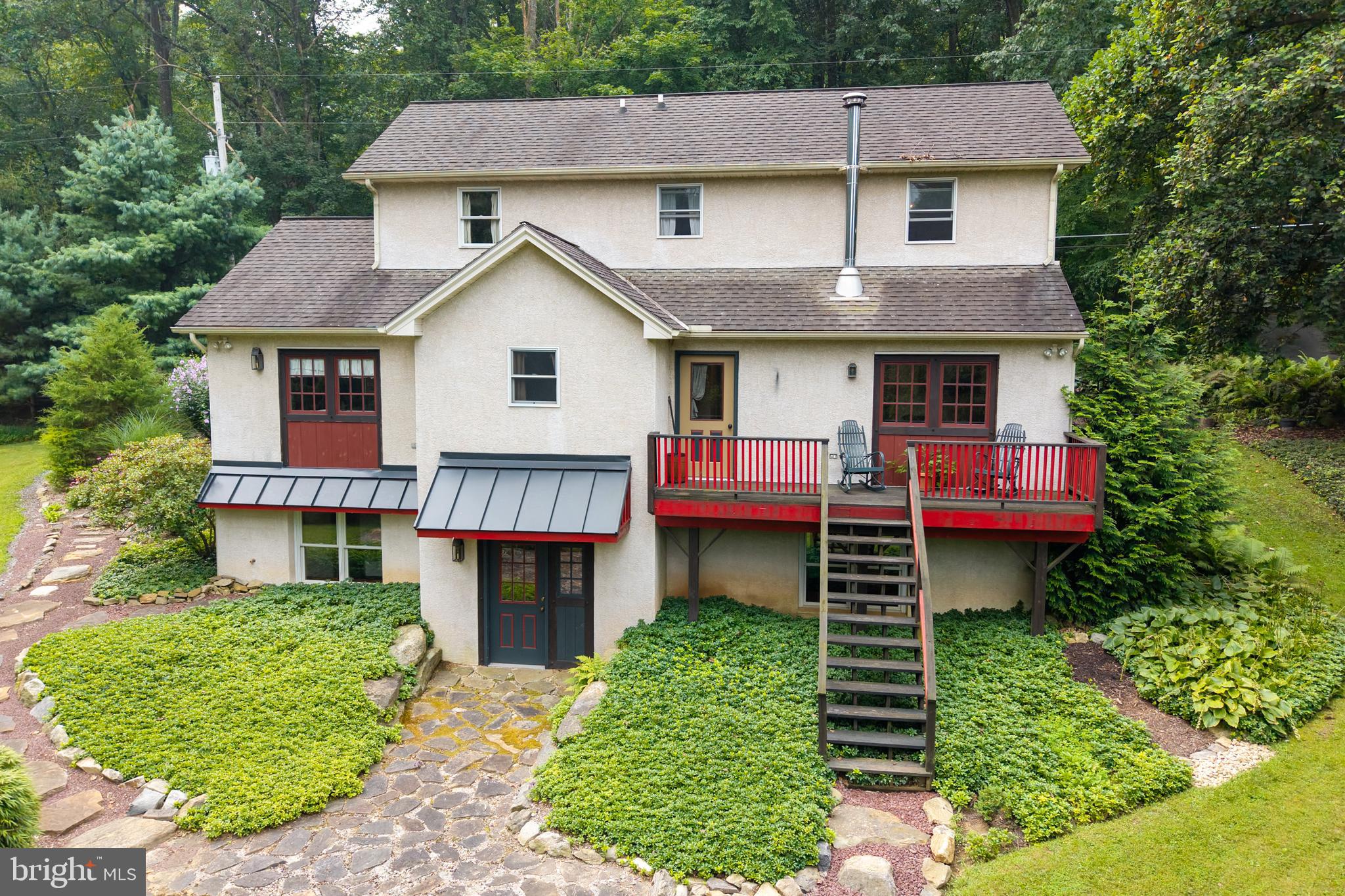 957 Mt Pleasant Road Pottstown, PA 19465 - Photo 5 of 48 Rear View