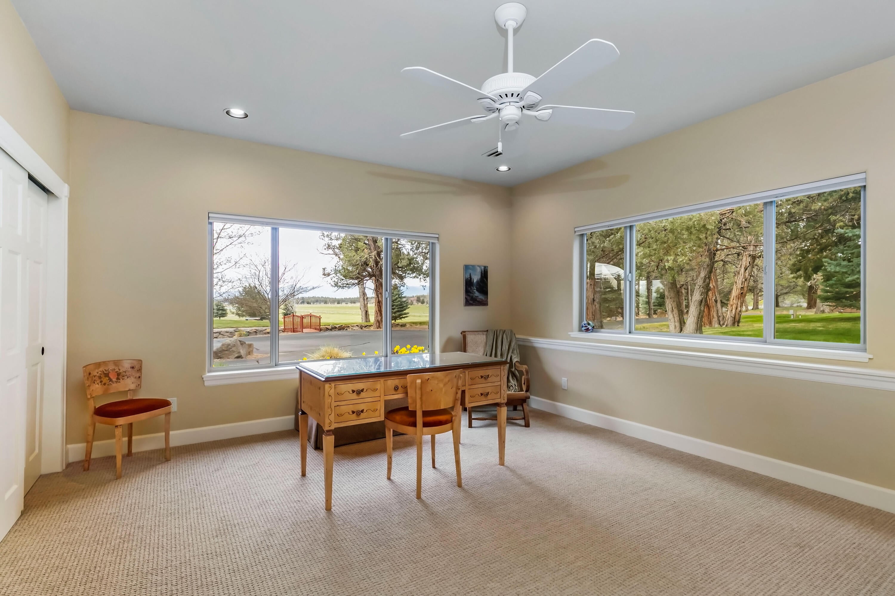 69015 Hurtley Ranch Road Sisters, OR 97759 - Photo 68 of 88 2nd Bedroom accommodates a king bed and sitting area or office