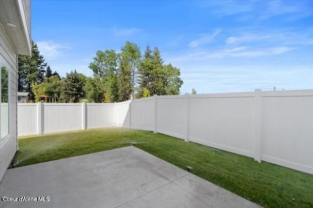 $402,000 | 206 East Lobo Loop, Hayden, ID 83835