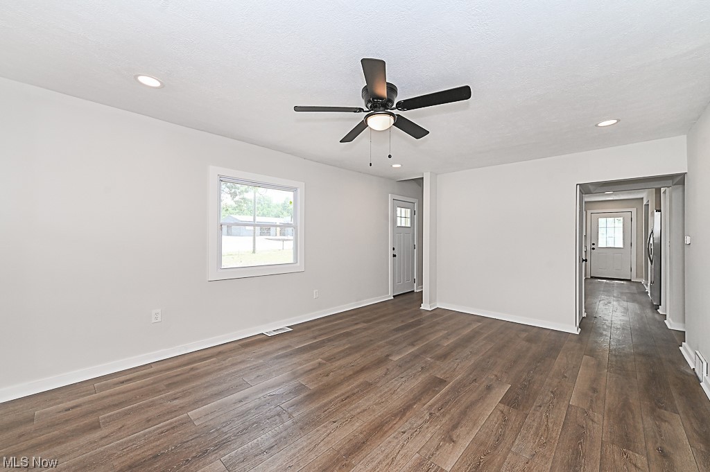 1580 South Canton Road Akron, OH 44312 - Photo 7 of 27 Gallery Image 7
