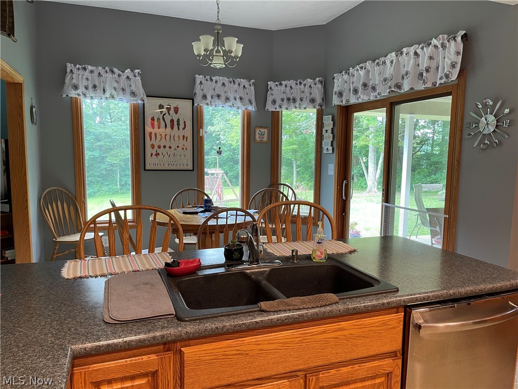 37520 Harry's Ridge Road Barnesville, OH 43713 - Photo 5 of 20 Gallery Image 5
