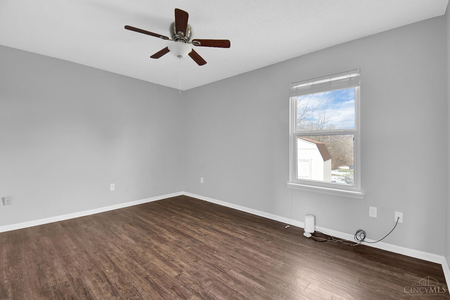 20911 Ridgecliff Court Lawrenceburg, IN 47025 - Photo 16 of 34 Gallery Image 16