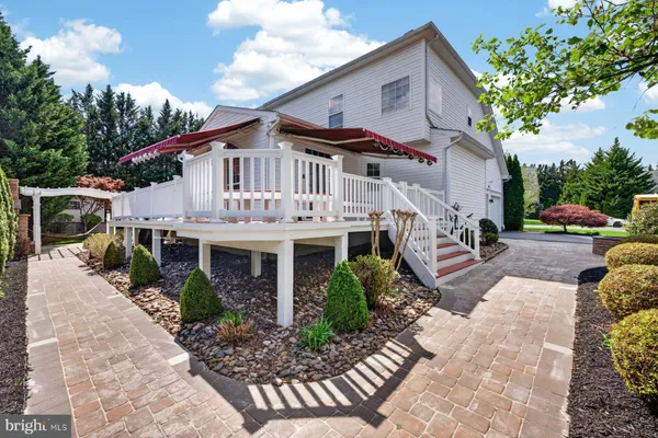 $760,000 | 19103 Red Maple Drive, Hagerstown, MD 21742
