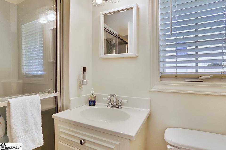 201 Richland Point Road Anderson, SC 29626 - Photo 24 of 36 Gallery Image 24