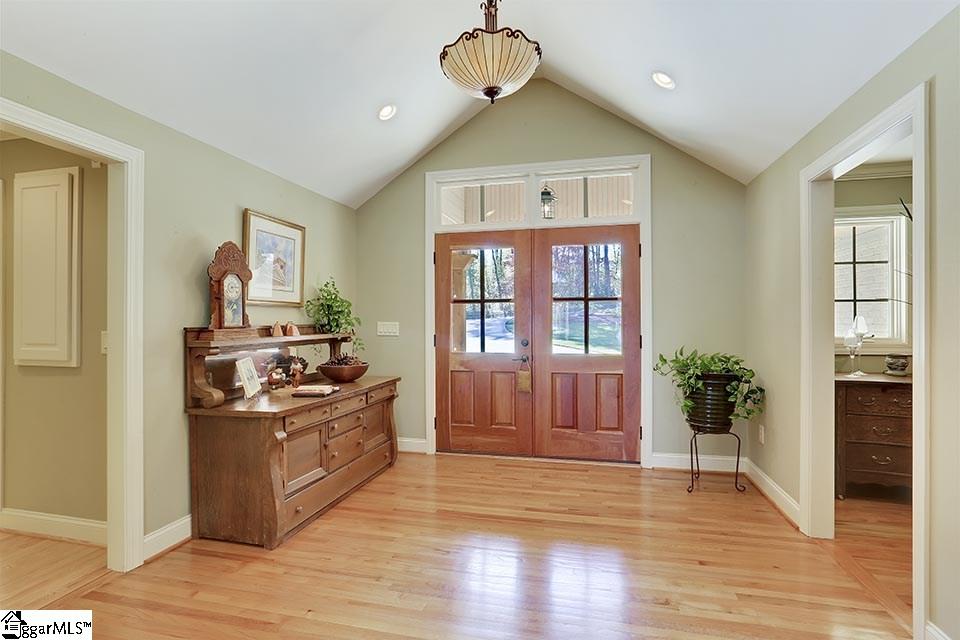 201 Richland Point Road Anderson, SC 29626 - Photo 4 of 36 Gallery Image 4