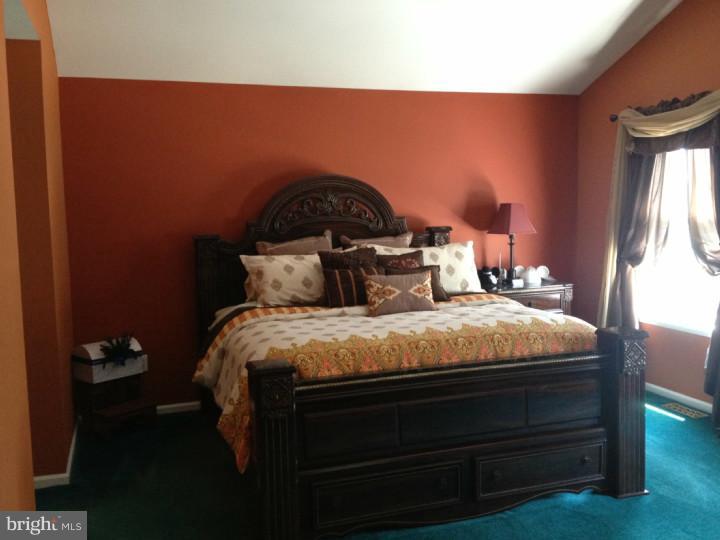 536 School House Road Williamstown, NJ 08094 - Photo 16 of 24 Bedroom - Main