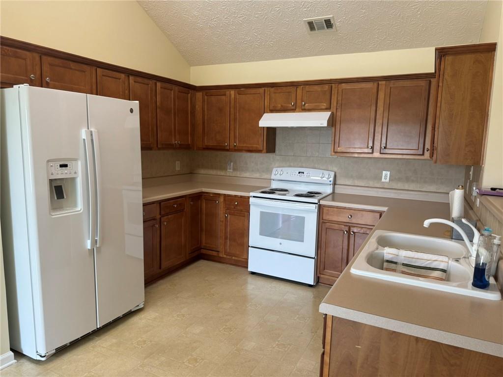 627 Majesty Crossing Winder, GA 30680 - Photo 10 of 43