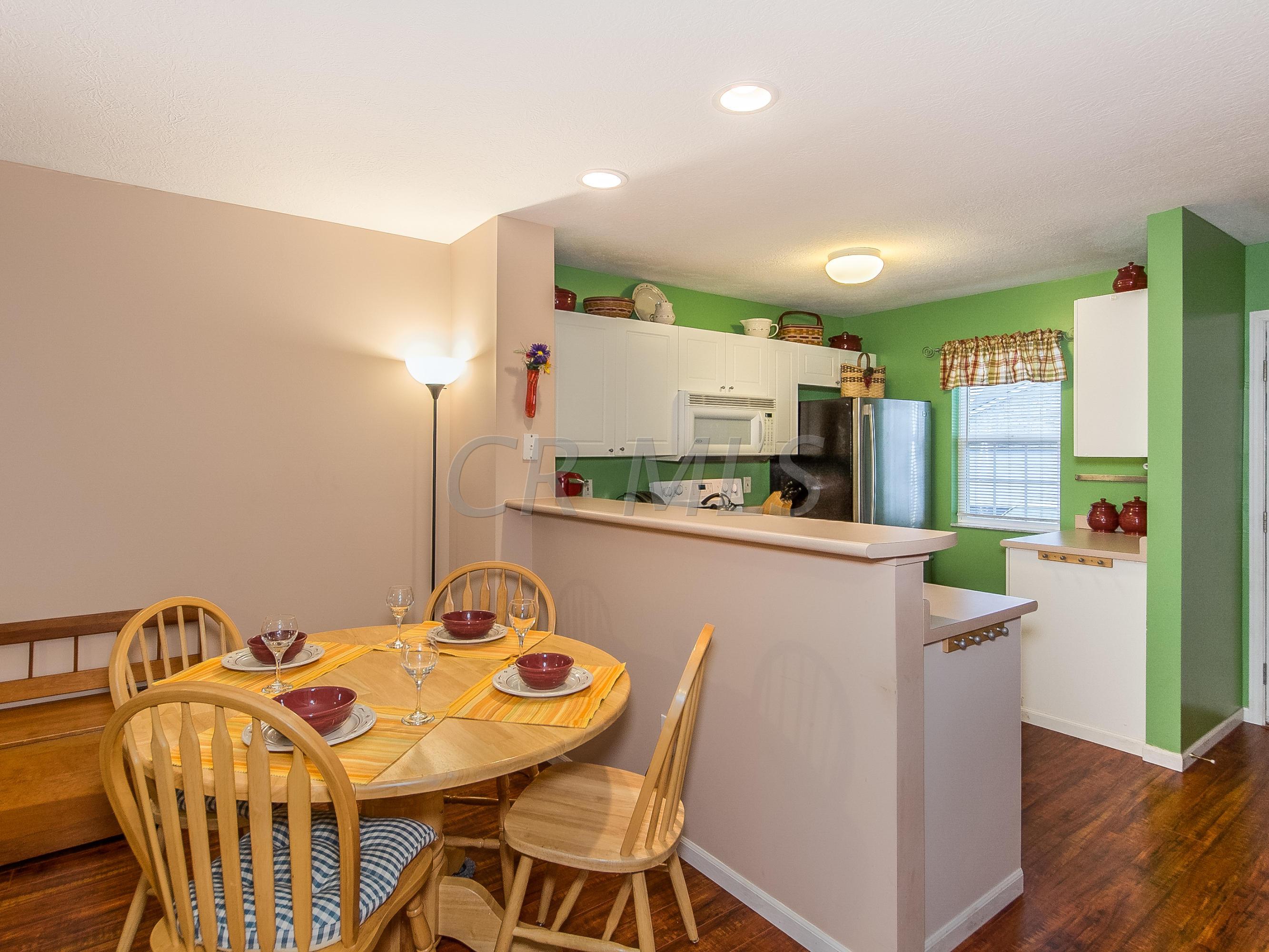 255 Brueghel Road Blacklick, OH 43004 - Photo 6 of 24