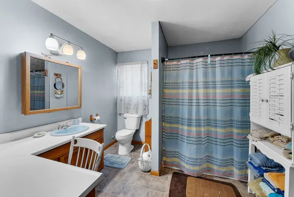 $210,000 | 303 Jefferson Street, New Boston, IL 61272