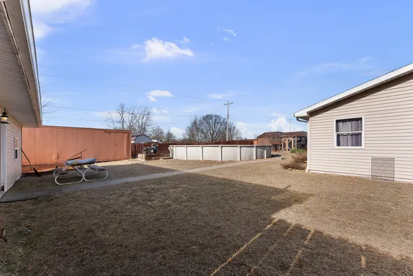 $210,000 | 303 Jefferson Street, New Boston, IL 61272