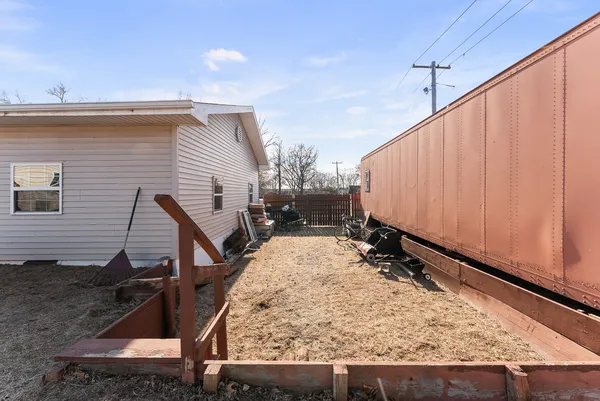 $210,000 | 303 Jefferson Street, New Boston, IL 61272