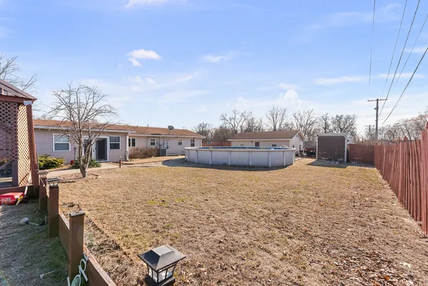 $210,000 | 303 Jefferson Street, New Boston, IL 61272