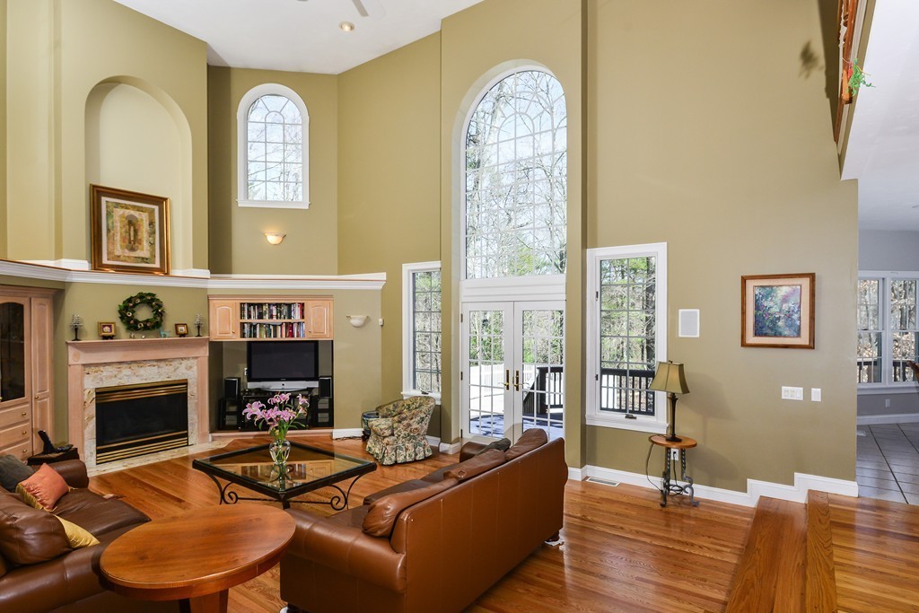 135 York Road Mansfield, MA 02048 - Photo 6 of 30 Gallery Image 6