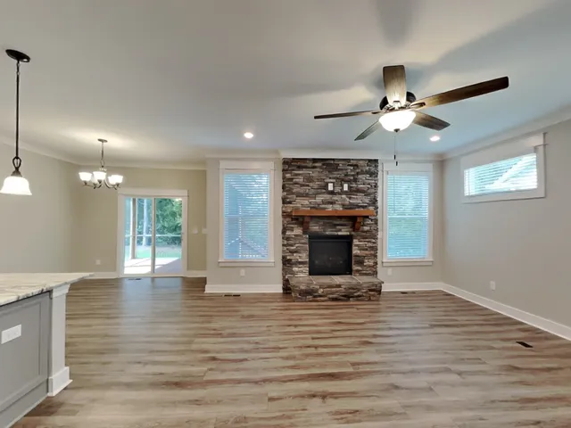 $2,379 | 1406 Cotillion Drive, Murfreesboro, TN 37128