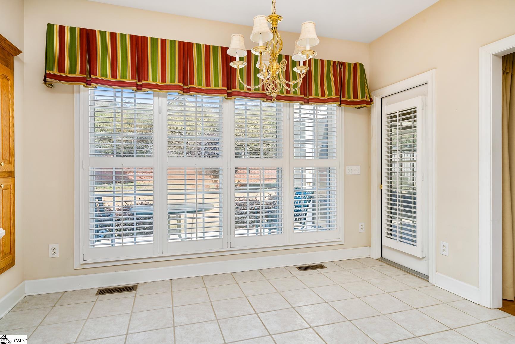 502 Spring Point Court Simpsonville, SC 29681 - Photo 13 of 33 Gallery Image 13