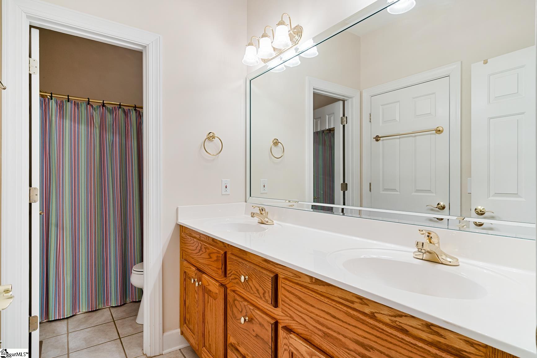 502 Spring Point Court Simpsonville, SC 29681 - Photo 21 of 33 Gallery Image 21