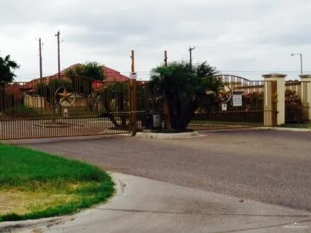 $1,250 | 1600 West Omni Avenue, Pharr, TX 78577