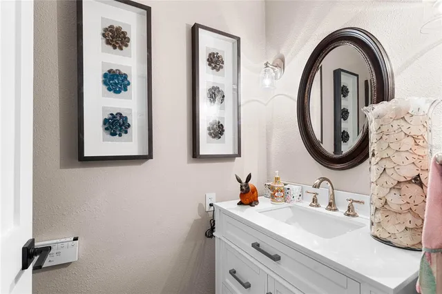 $1,689,000 | 848 Mandalay Avenue, Clearwater Beach, FL 33767