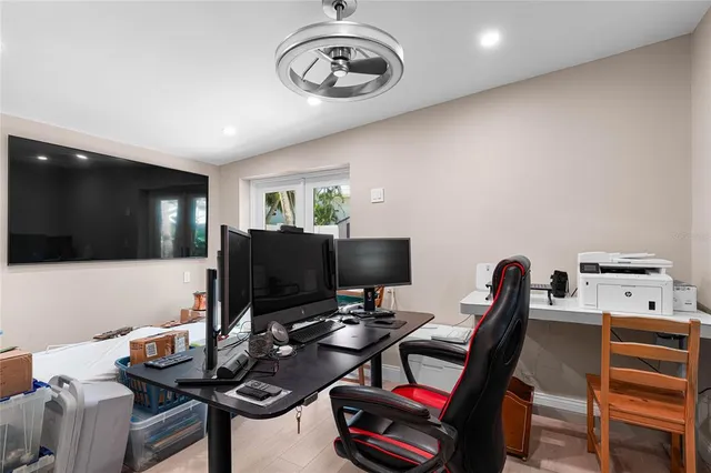 $1,689,000 | 848 Mandalay Avenue, Clearwater Beach, FL 33767