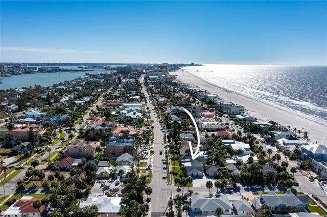 $1,689,000 | 848 Mandalay Avenue, Clearwater Beach, FL 33767