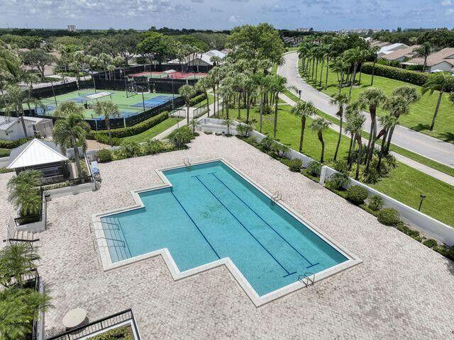 181 Cape Pointe Circle Jupiter, FL 33477 - Photo 21 of 27 5