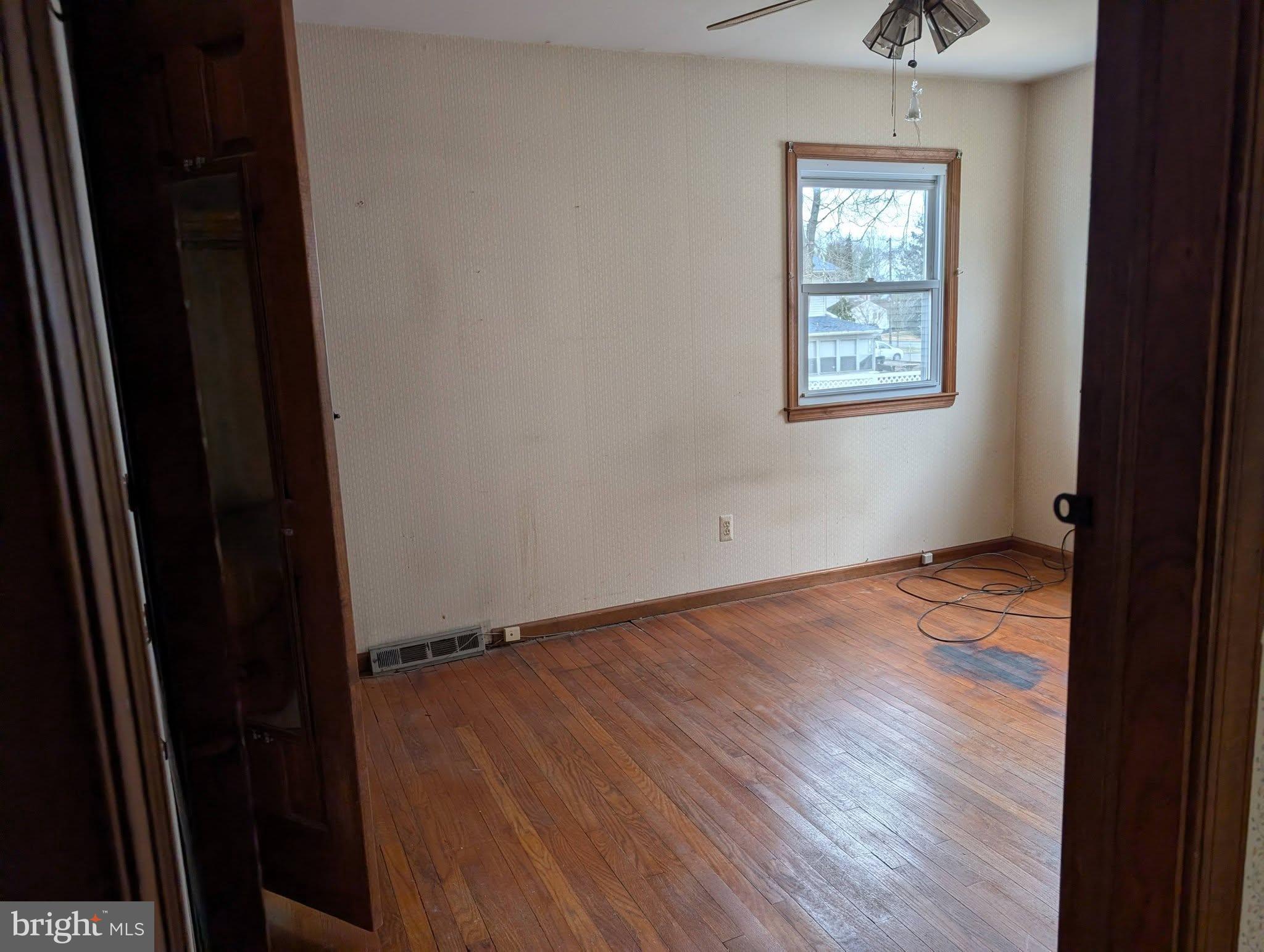 402 Aster Street Northfield, NJ 08225 - Photo 10 of 12