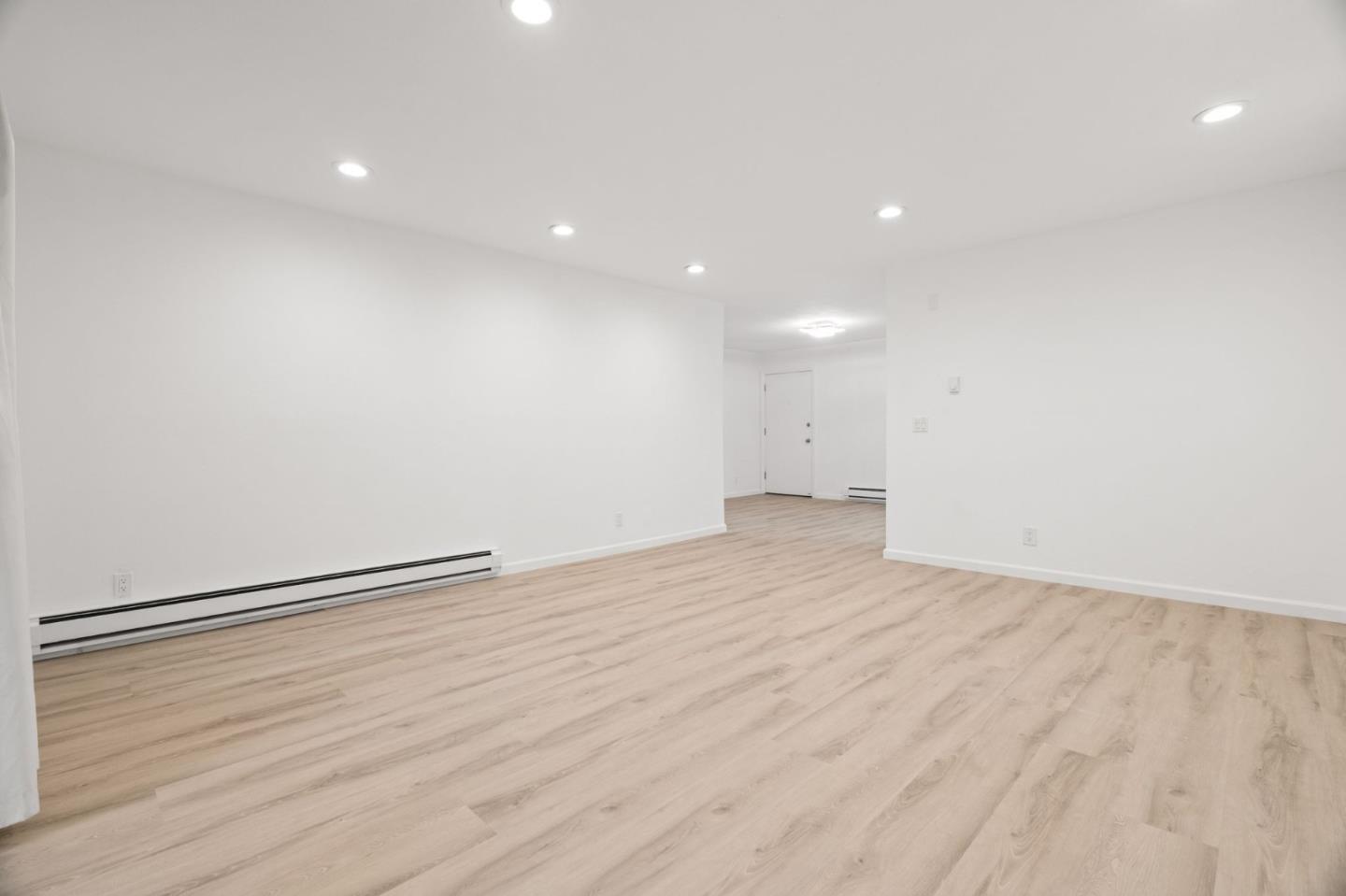 1033 Crestview Drive, Unit 207 Mountain View, CA 94040 - Photo 11 of 28