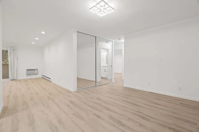 $775,000 | 1033 Crestview Drive, Unit 207, Mountain View, CA 94040