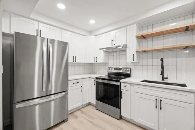 $775,000 | 1033 Crestview Drive, Unit 207, Mountain View, CA 94040