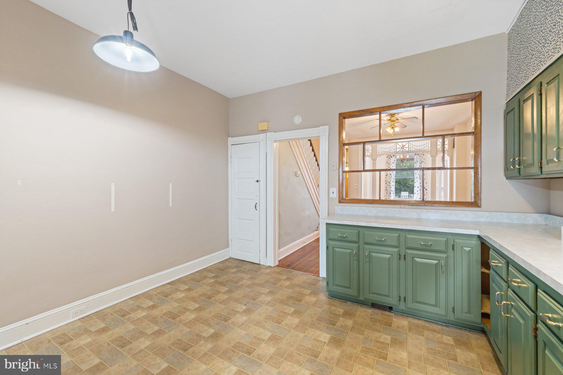 4135 Falls Road Baltimore, MD 21211 - Photo 17 of 37 Gallery Image 17