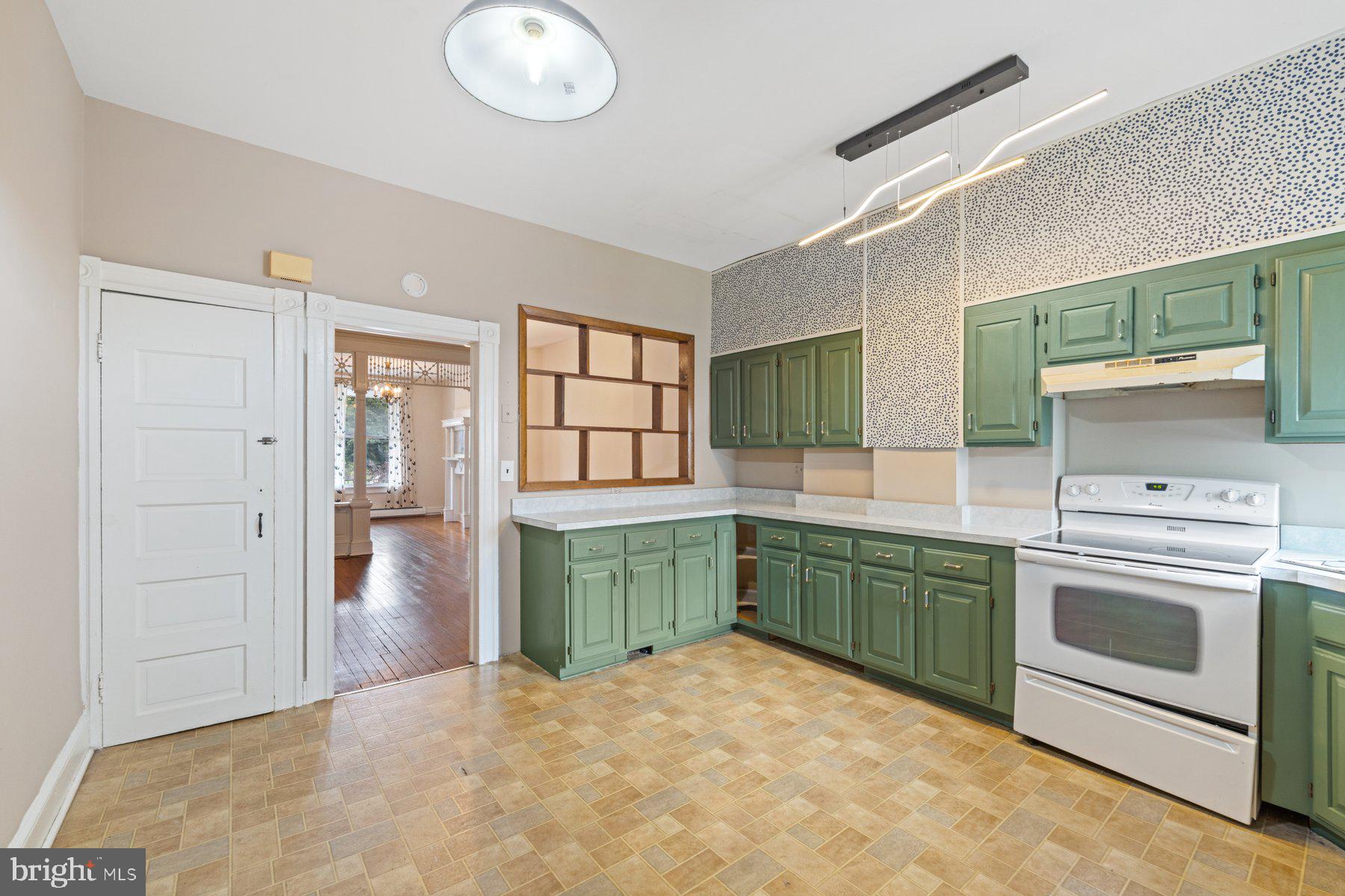 4135 Falls Road Baltimore, MD 21211 - Photo 18 of 37 Gallery Image 18