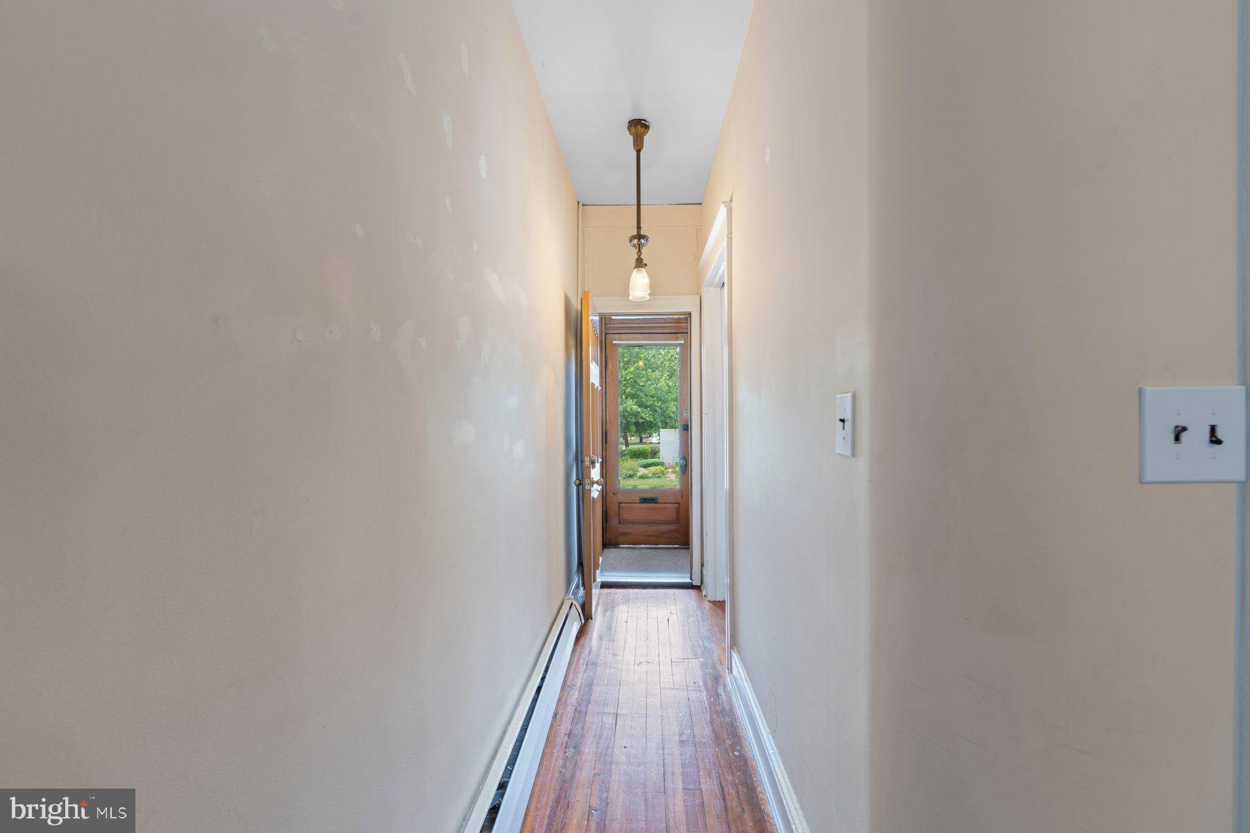 4135 Falls Road Baltimore, MD 21211 - Photo 6 of 37 Gallery Image 6