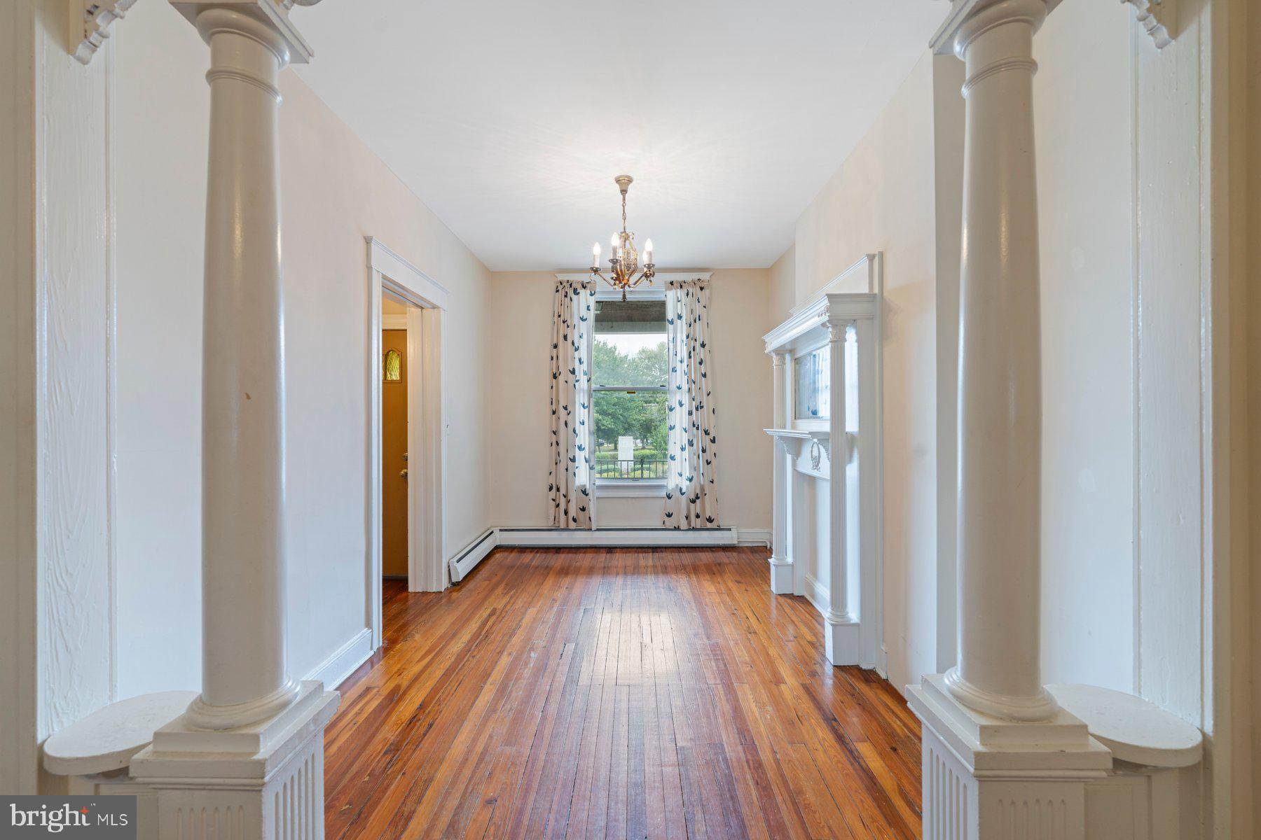 4135 Falls Road Baltimore, MD 21211 - Photo 8 of 37 Gallery Image 8