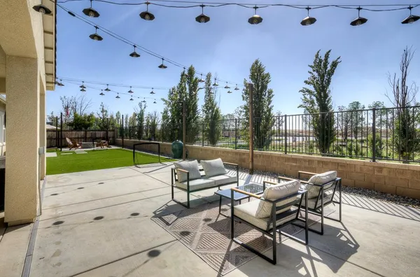 $775,000 | 1048 Beaver Pond Loop, Madera, CA 93636