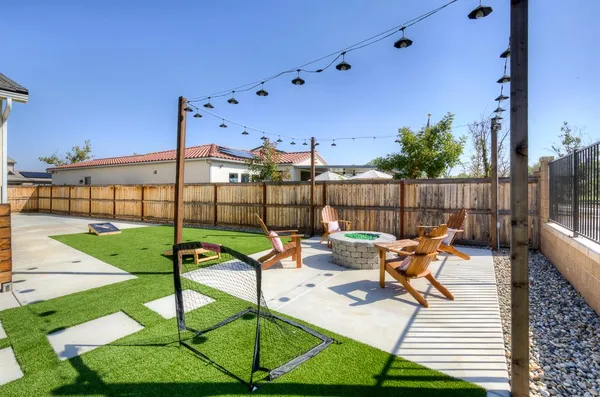 $775,000 | 1048 Beaver Pond Loop, Madera, CA 93636