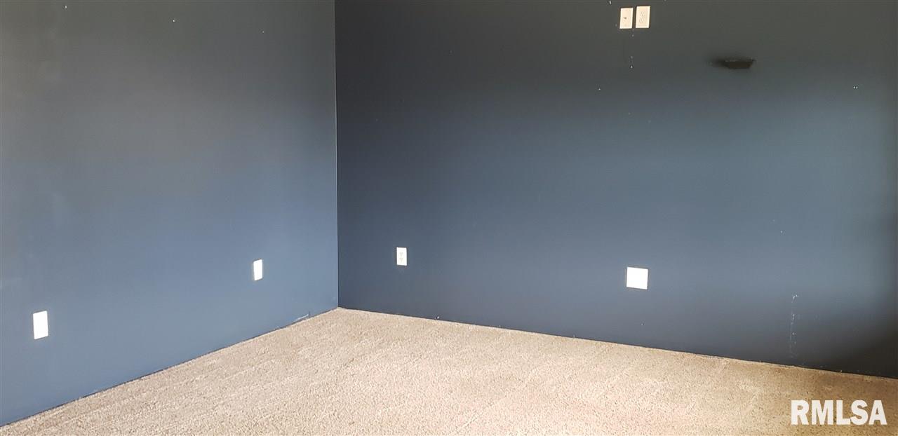 1206 Hampton Road Washington, IL 61571 - Photo 5 of 5 Gallery Image 5